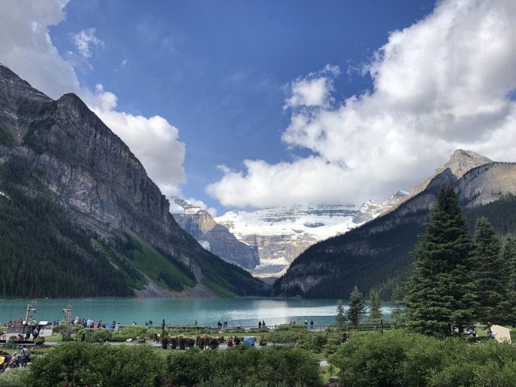 Lake Louise 1 - Farm & Leisure Tours